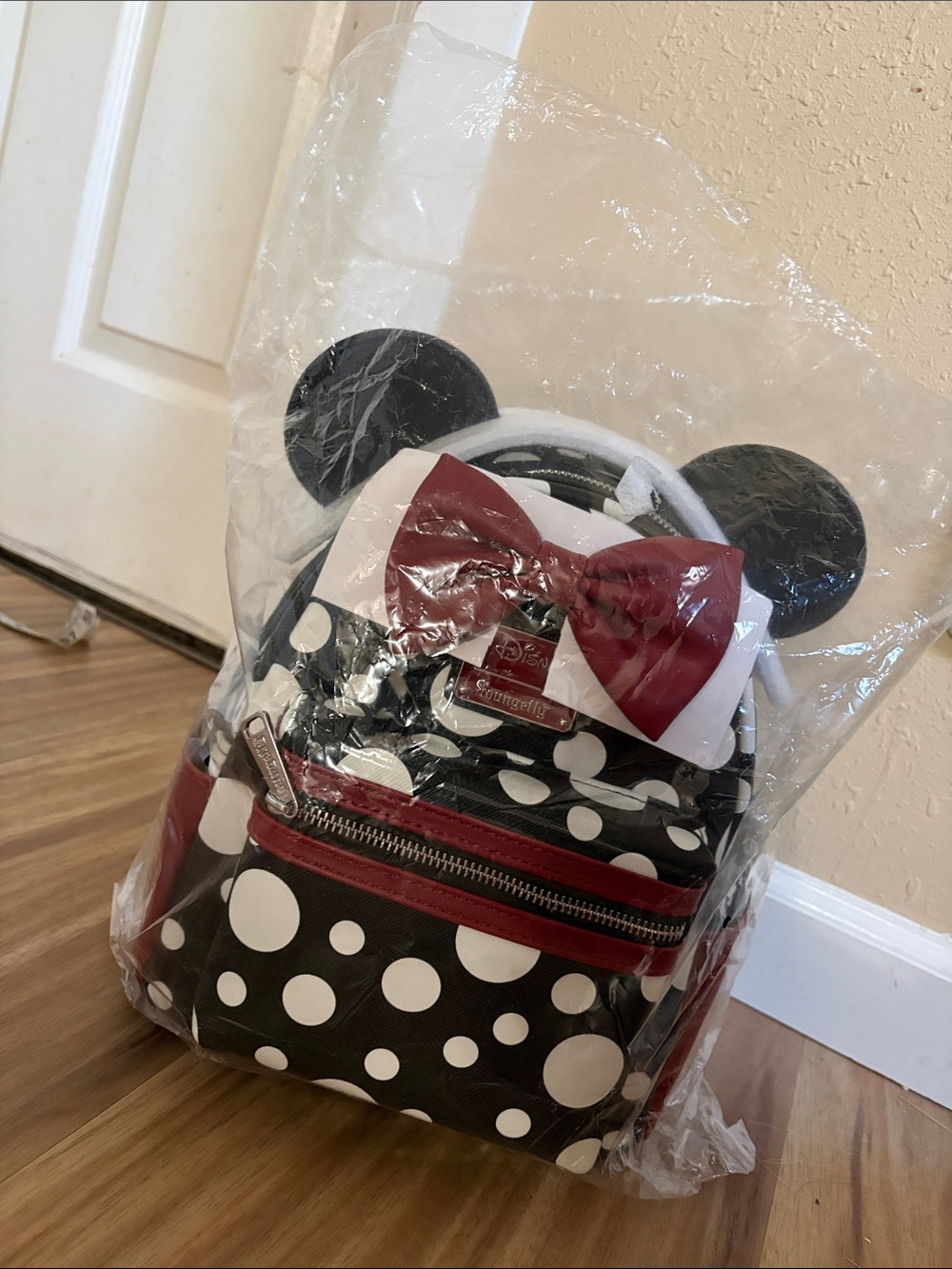Loungefly Minnie Mouse backpack